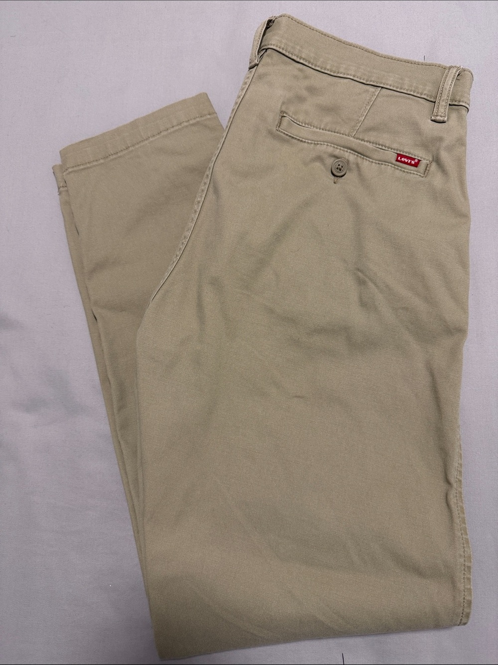 Like New! Levi's Men's Tan Chino Pants W32 L32